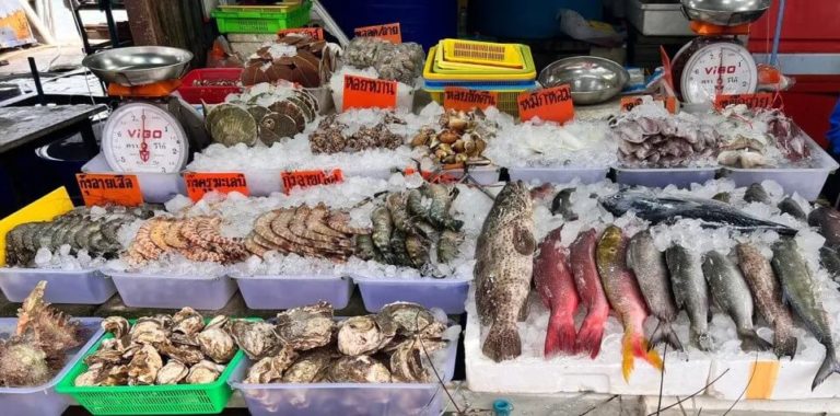 Phuket seafood market3